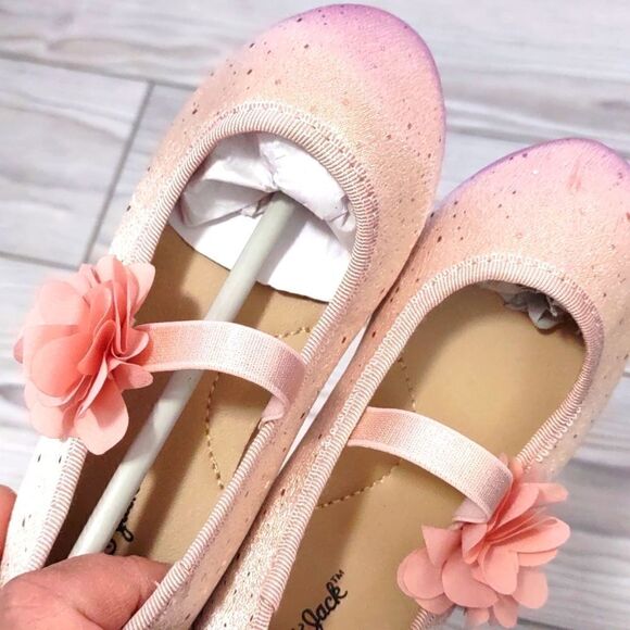 (17-2208) 🔥3/$20🔥  Cat & Jack Gianna Flats Shoes Size 6 - Picture 10 of 10